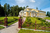 San Pietroburgo - il parco di Pavlovsk, il padiglione delle rose. 